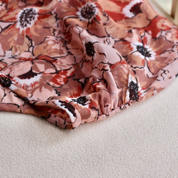 Joie Floral Silk Blouse - Picture 4 of 8